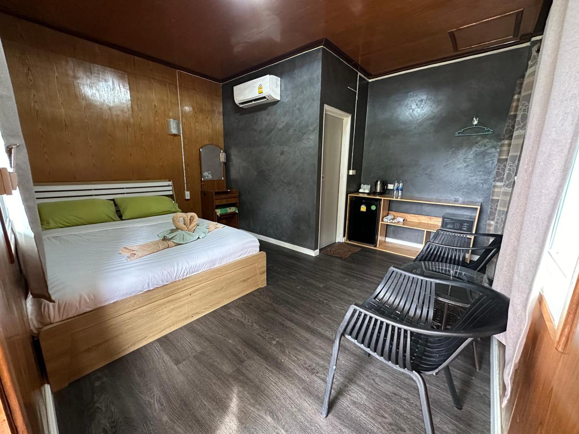 Suan Nai Kokut Resort Ko Kut Екстериор снимка