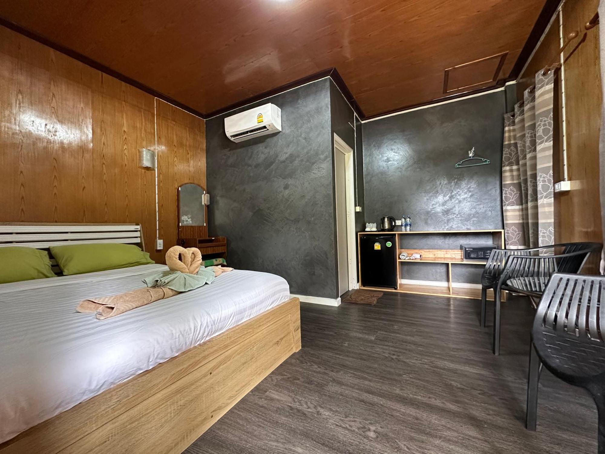 Suan Nai Kokut Resort Ko Kut Екстериор снимка