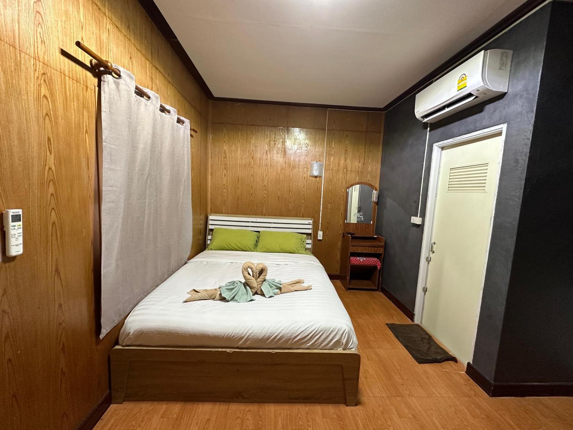 Suan Nai Kokut Resort Ko Kut Екстериор снимка