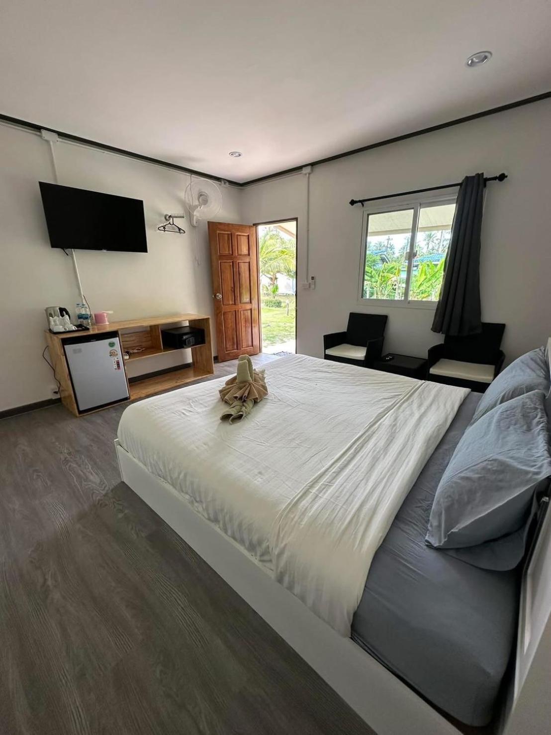 Suan Nai Kokut Resort Ko Kut Екстериор снимка